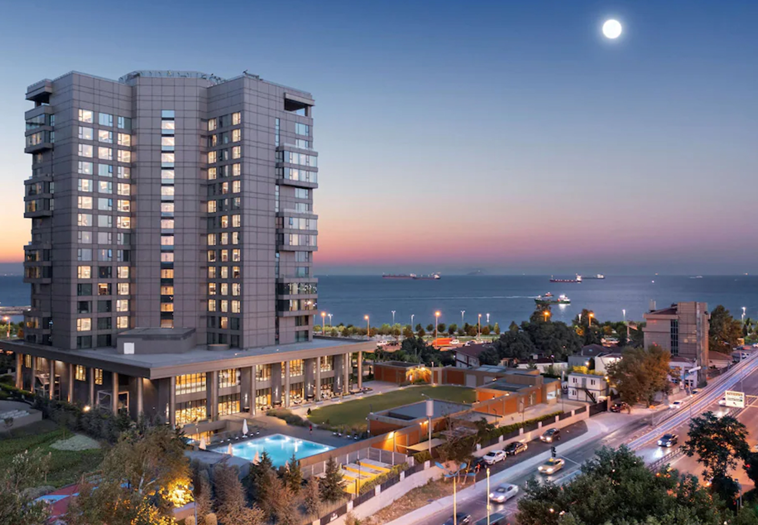 Hilton İstanbul Bakırköy